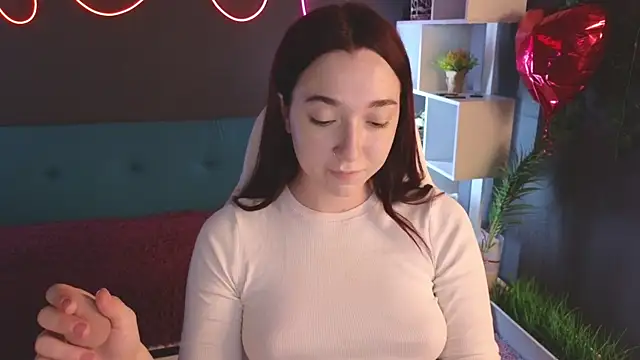 Snapshot of YasmineWest chatting on 03/04/25, 01:01 YasmineWest online show from 03/04/25, 01:01