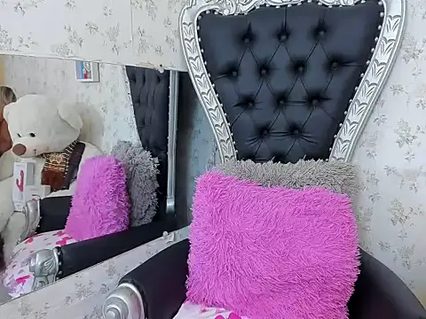 milf bigass  online show from 12/15/25, 01:04