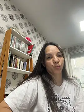 samilux5 online show from 04/21/26, 04:01