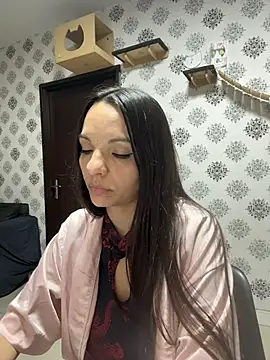 Snapshot of samilux5 chatting on 07/10/26, 04:50 samilux5 online show from 07/10/26, 04:50