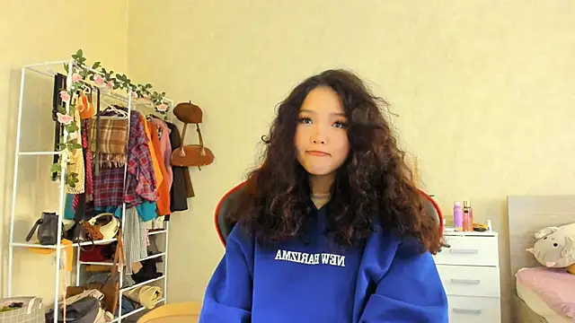 wastforu online show from 10/13/25, 06:13