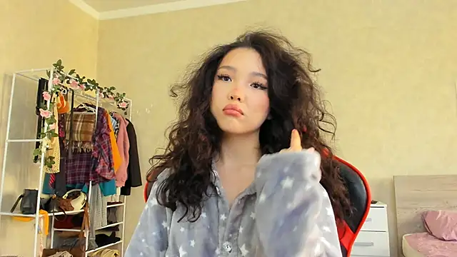 wastforu online show from 10/15/25, 07:08