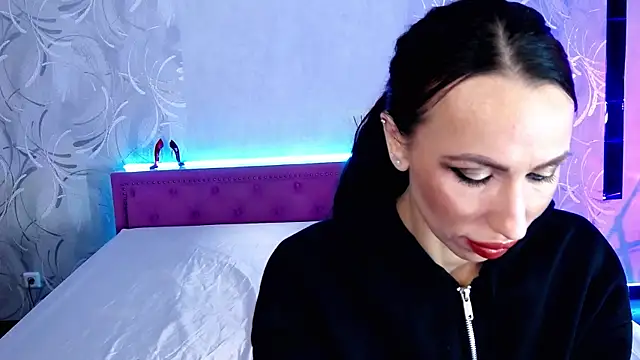 MeganLuxstar online show from 04/28/26, 02:27