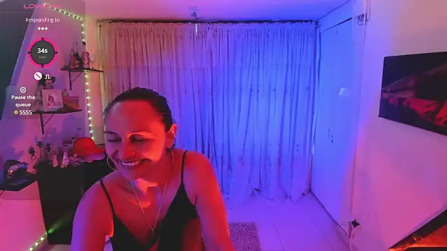 lollita 23  online show from 02/14/25, 10:47