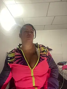 CamelliaLong online show from 04/14/26, 08:26