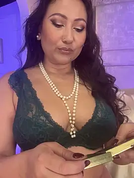 Victoria-Harper online show from 03/18/25, 12:58