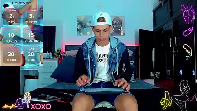 Liamscott  online show from 09/27/25, 09:31