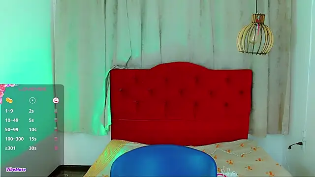 Jessica smith 1 online show from 10/18/25, 12:06