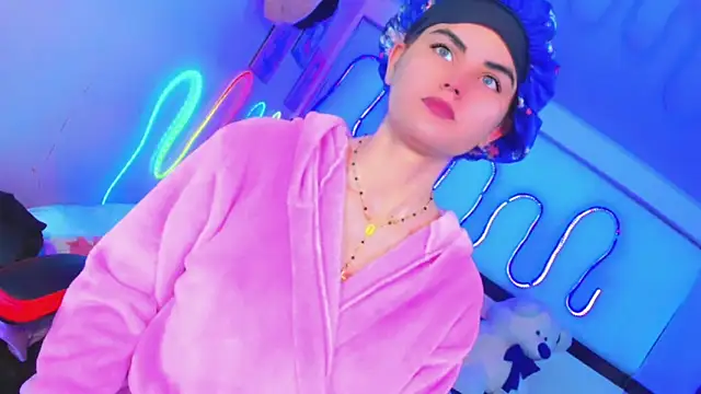 Jessica smith 1 online show from 02/02/26, 11:20