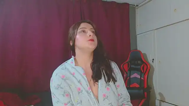 Noamartin  online show from 01/06/25, 04:58