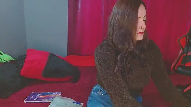 Noamartin  online show from 02/11/25, 11:01