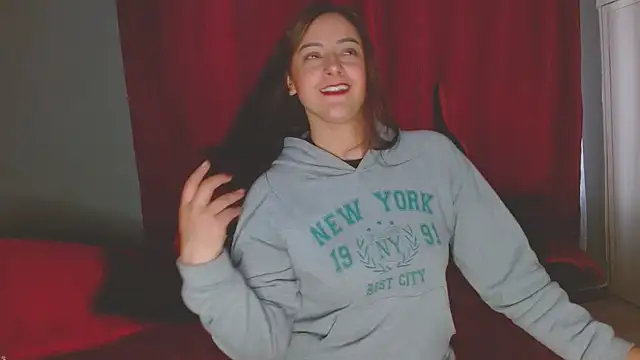 Noamartin  online show from 03/10/25, 11:06