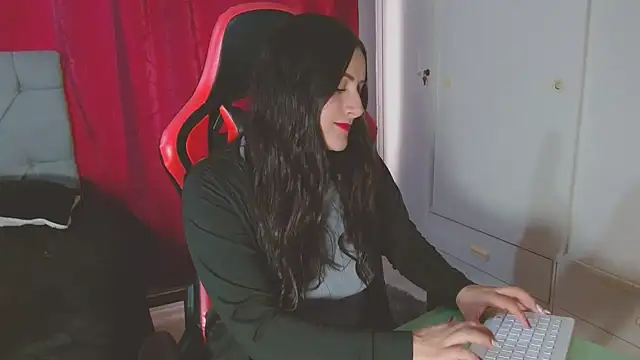 Noamartin  online show from 02/09/26, 10:47