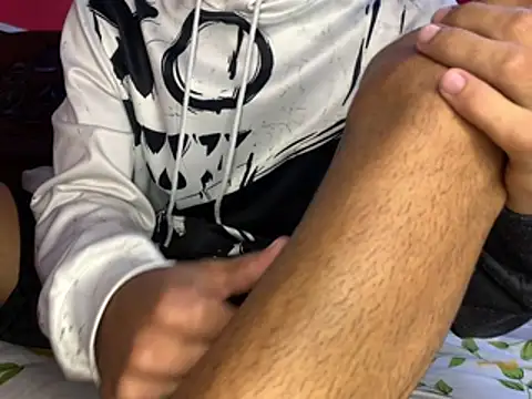 tanned boy online show from 05/23/26, 11:47