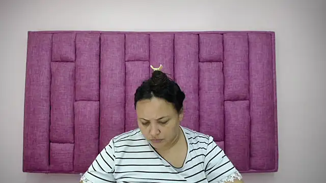 CrushOnMe  online show from 01/07/26, 04:04