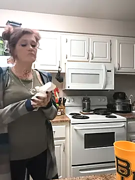 renegade vyxxen online show from 12/01/25, 06:24