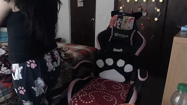 LucifernandaSw online show from 04/01/26, 02:36