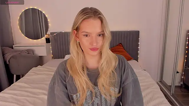 CassieRayss online show from 04/29/26, 01:26