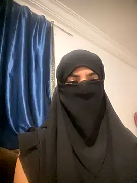 Hijabi HotGirls online show from 10/19/25, 09:15