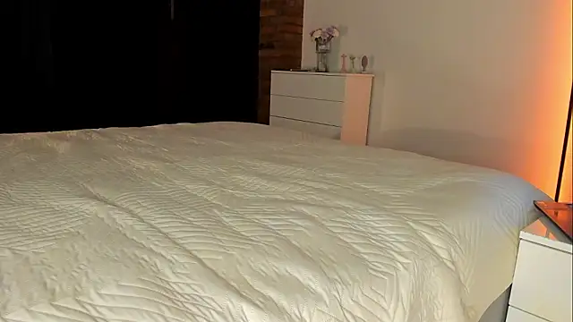 Rachel Rey online show from 02/25/26, 06:39