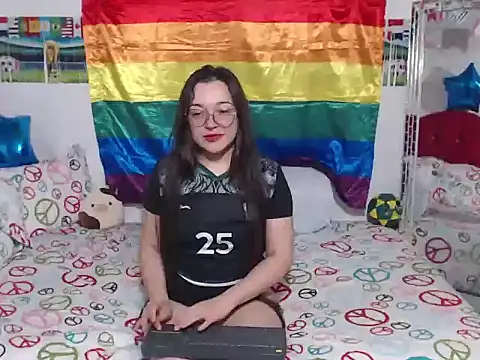 Angela 18honey online show from 07/10/26, 02:27