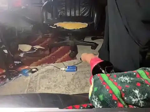 Snapshot of Blazedsurfer30 chatting on 03/07/25, 03:49 Blazedsurfer30 online show from 03/07/25, 03:49