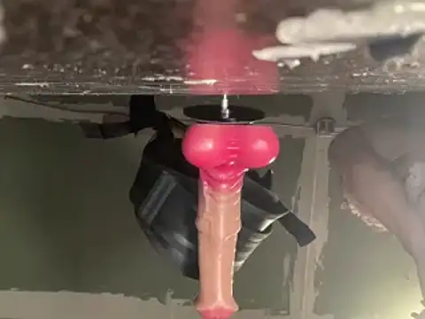 Snapshot of Blazedsurfer30 chatting on 03/21/25, 07:24 Blazedsurfer30 online show from 03/21/25, 07:24