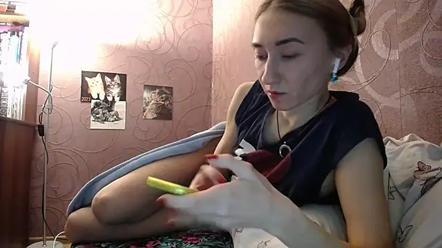 Fire  Foxx online show from 12/03/24, 10:50