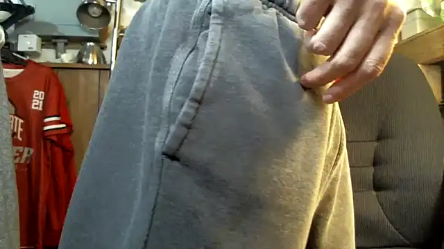 handsomeguy0729 online show from 12/09/24, 01:13