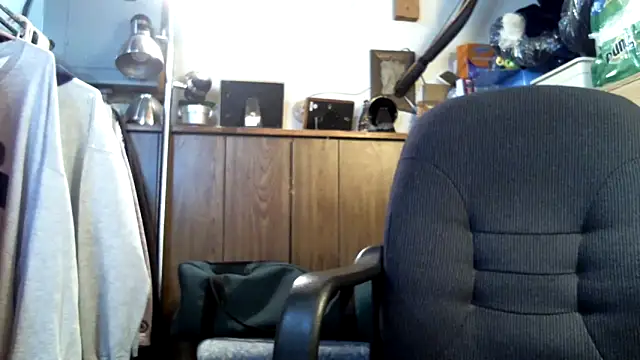 handsomeguy0729 online show from 01/13/25, 05:12