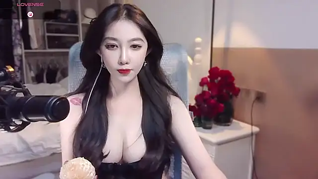 Snapshot of vyizh- chatting on 03/03/25, 01:53 vyizh- online show from 03/03/25, 01:53