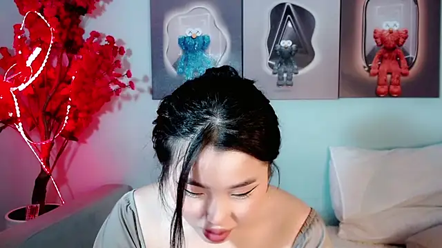 Snapshot of ichiben chatting on 12/22/24, 04:39 ichiben online show from 12/22/24, 04:39