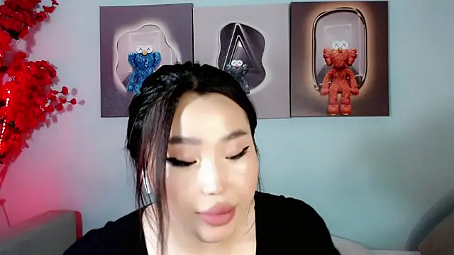 Snapshot of ichiben chatting on 01/01/25, 06:06 ichiben online show from 01/01/25, 06:06