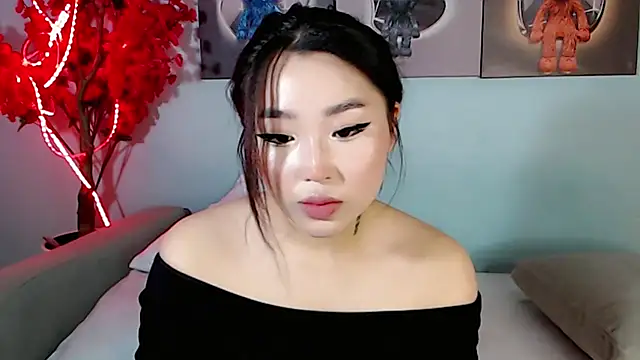 Snapshot of ichiben chatting on 01/31/25, 02:17 ichiben online show from 01/31/25, 02:17