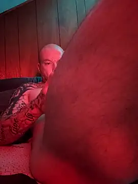 Snapshot of nicedicknicetats chatting on 10/19/25, 09:43 nicedicknicetats online show from 10/19/25, 09:43