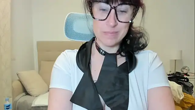 emmita69  online show from 02/16/26, 11:12