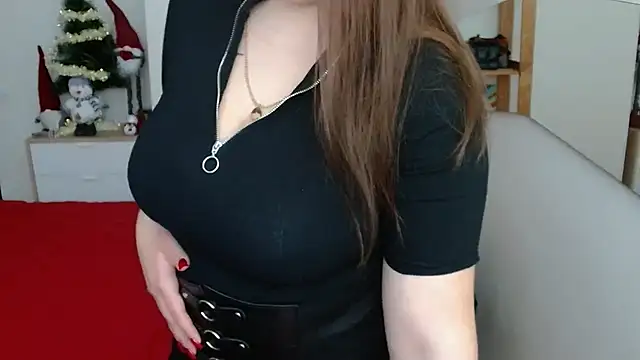 Snapshot of leila_beayte_ chatting on 02/24/25, 07:22 leila beayte online show from 02/24/25, 07:22