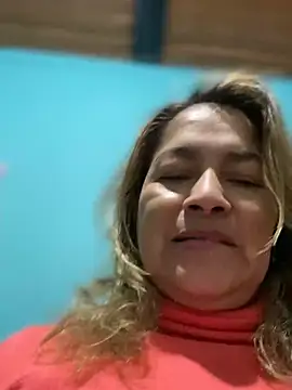 Snapshot of Jlo_69 chatting on 03/20/25, 02:40 Jlo 69 online show from 03/20/25, 02:40