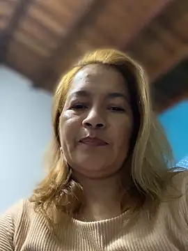 Snapshot of Jlo_69 chatting on 09/18/25, 03:41 Jlo 69 online show from 09/18/25, 03:41