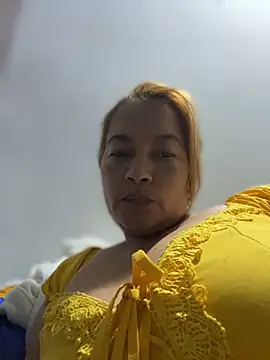 Snapshot of Jlo_69 chatting on 09/21/25, 04:03 Jlo 69 online show from 09/21/25, 04:03