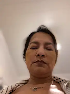 Snapshot of Jlo_69 chatting on 02/11/26, 12:32 Jlo 69 online show from 02/11/26, 12:32