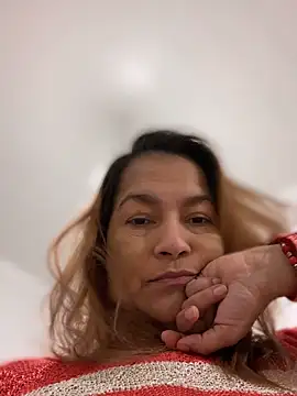 Snapshot of Jlo_69 chatting on 02/17/26, 05:04 Jlo 69 online show from 02/17/26, 05:04