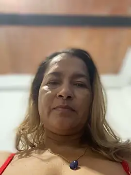 Snapshot of Jlo_69 chatting on 05/15/26, 03:35 Jlo 69 online show from 05/15/26, 03:35