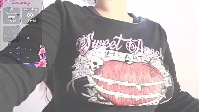 Amara18  online show from 11/16/25, 05:02