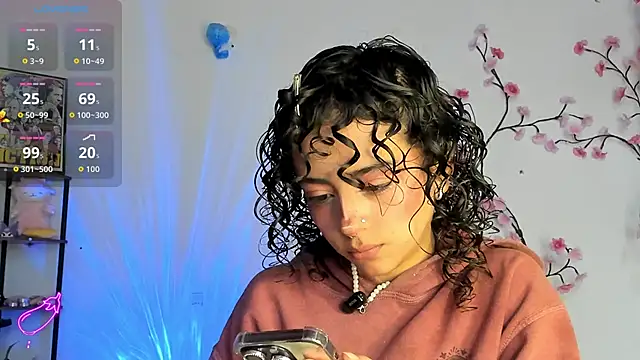 Snapshot of sami_monroe chatting on 06/08/26, 03:01 sami monroe online show from 06/08/26, 03:01