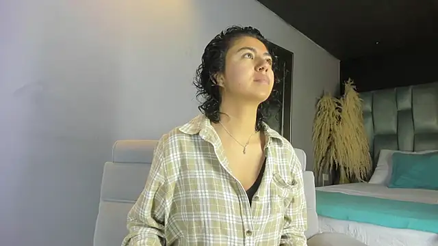 Amareto  online show from 02/06/25, 11:10