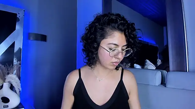 Amareto  online show from 03/03/25, 05:18