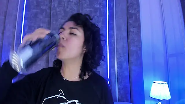 Amareto  online show from 03/07/25, 05:49