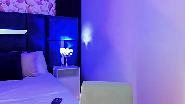 Amareto  online show from 11/23/25, 11:43