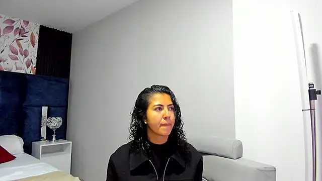 Snapshot of Amareto_ chatting on 05/27/26, 11:29 Amareto online show from 05/27/26, 11:29